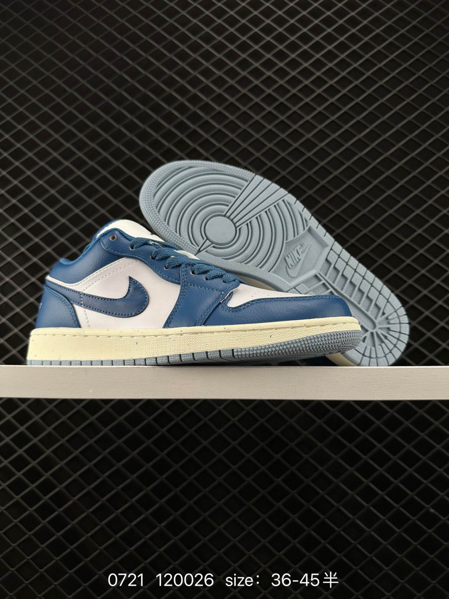 Air Jordan 1 Low AJ1